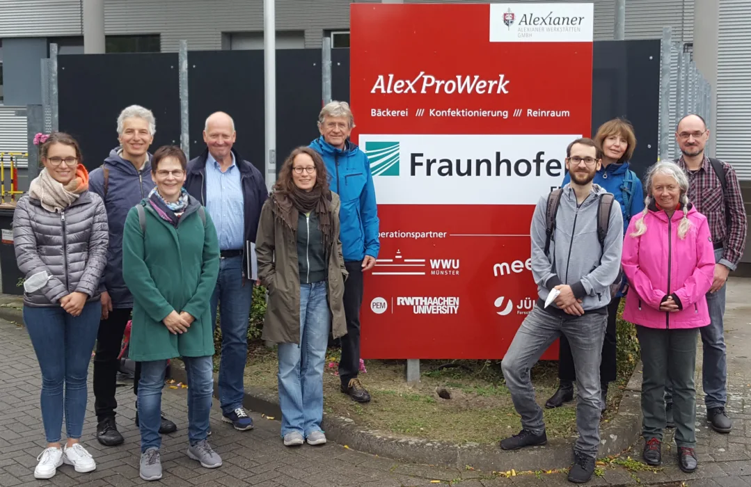 GRÜNE besuchen Fraunhofer Forschungsfertigung Batteriezelle (FFB)