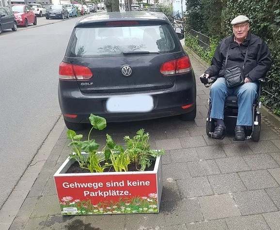 „Gehwege sind keine Parkplätze!“ – Interview mit Stefan Tigges (Initiative Verkehrswende Münster)